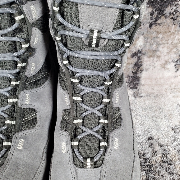 Vasque Women's Pow Pow Waterproof Thinsulate Grey Suede Boots Size 8 - Picture 4 of 13